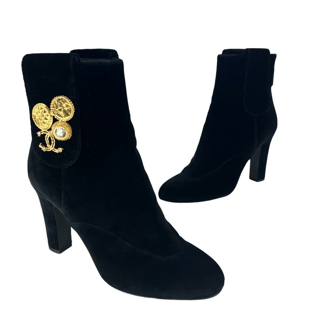 CHANEL Black Velvet Ankle Boots with Gold CC Medallion - Picture 3 of 16